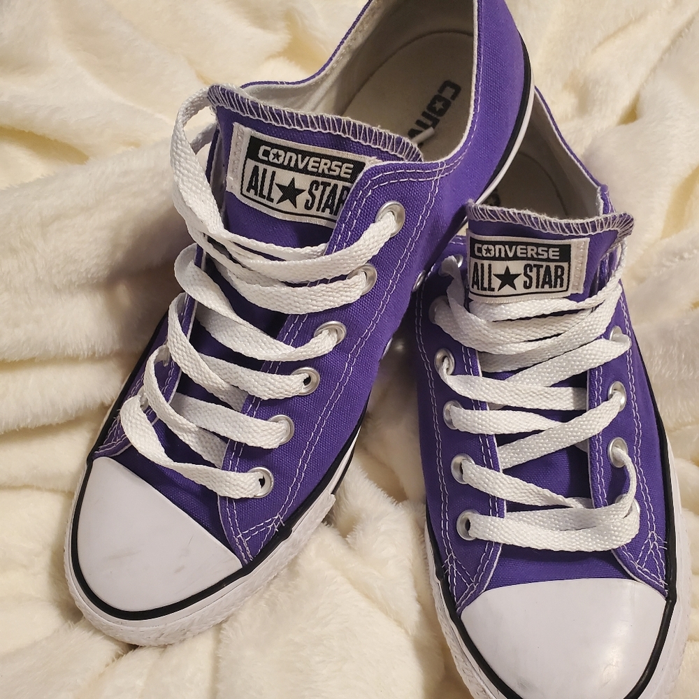 Low Top Converse 'Chuck Taylors'